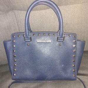 Michael kors needs cleaned up but still in good sh